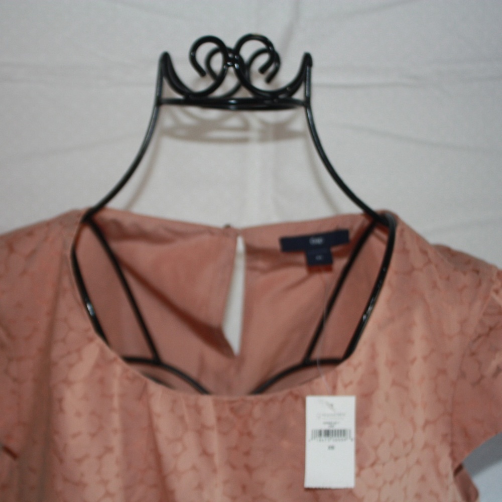 GAP Ruffle Hem Shift Dress - Picture 4 of 4